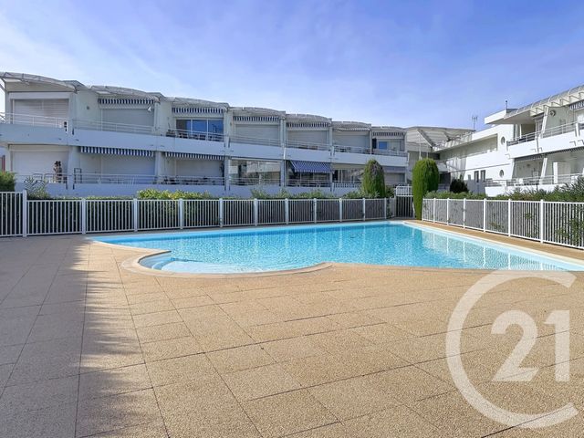 Appartement Studio Cabine à louer - 1 pièce - 24.66 m2 - VILLENEUVE LOUBET - 06 - PROVENCE-ALPES-COTE-D-AZUR - Century 21 Marina Baie Des Anges