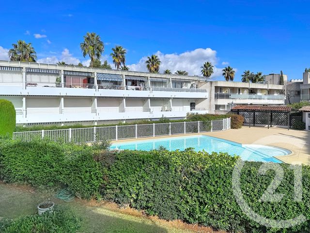 Appartement Studio Cabine à louer - 1 pièce - 24.66 m2 - VILLENEUVE LOUBET - 06 - PROVENCE-ALPES-COTE-D-AZUR - Century 21 Marina Baie Des Anges