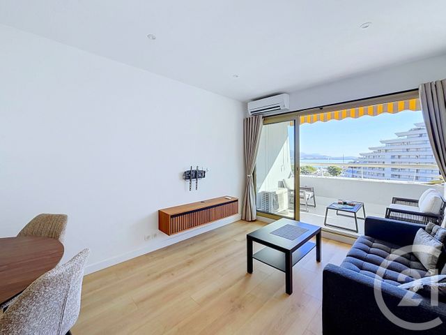 Appartement T2 à louer - 2 pièces - 36.0 m2 - VILLENEUVE LOUBET - 06 - PROVENCE-ALPES-COTE-D-AZUR - Century 21 Marina Baie Des Anges