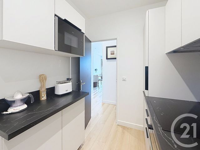 Appartement T2 à louer - 2 pièces - 36.0 m2 - VILLENEUVE LOUBET - 06 - PROVENCE-ALPES-COTE-D-AZUR - Century 21 Marina Baie Des Anges