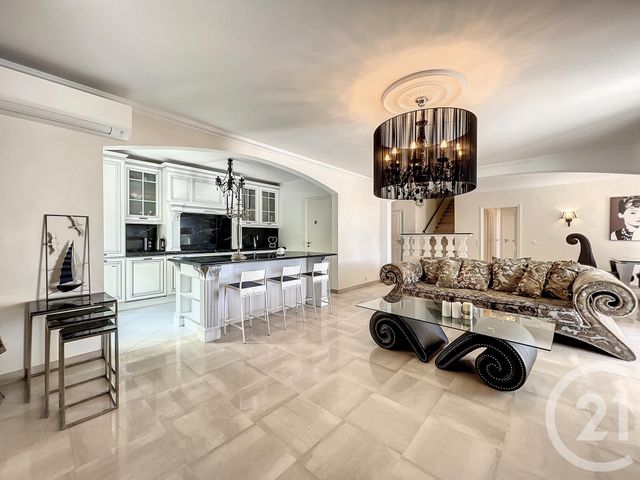 maison à vendre - 6 pièces - 245.0 m2 - VILLENEUVE LOUBET - 06 - PROVENCE-ALPES-COTE-D-AZUR - Century 21 Marina Baie Des Anges